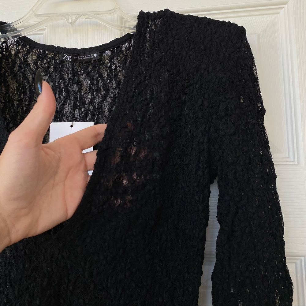 Women’s Black Lace Long-Sleeve Bodysuit - Picture 4 of 10
